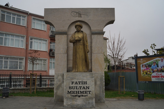 Fatih Sultan Mehmet Heykeli'nin Restorasyon Çalışmaları Tamamlandı