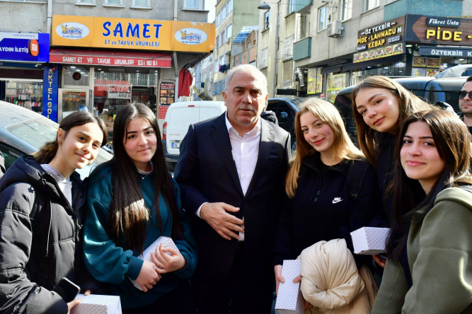 Başkan Turan, Ali Kuşçu Mahallesi'nde Fatihli Vatandaşlarla Bir Araya Geldi