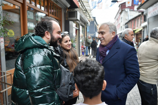 Başkan Turan Ayvansaray Mahallesi'nde Hemşehrileriyle Bir Araya Geldi