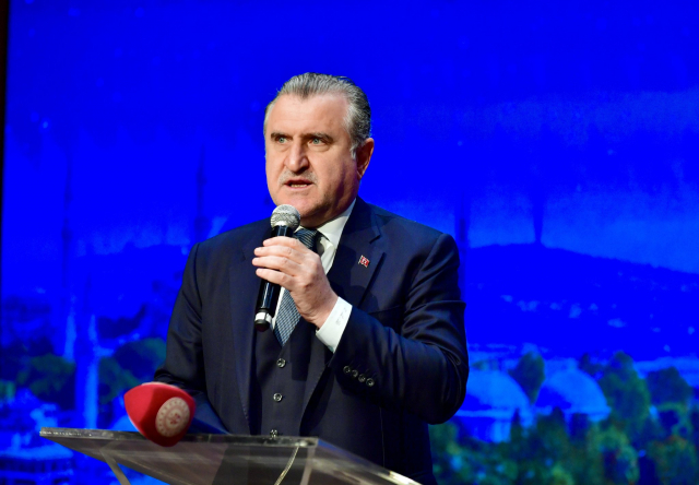 Bakan Bak ve Başkan Turan'ın Teşrifleriyle Fatih Sultan Mehmet Kültür ve Spor Merkezi Açıldı