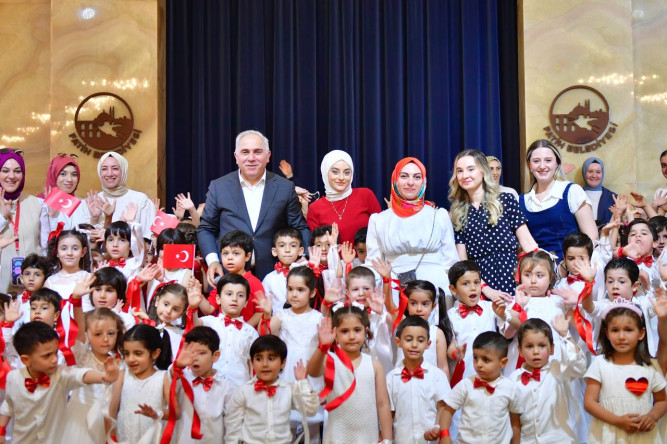 Çocuk Durakları Yıl Sonu Mezuniyet Programı, Başkan Turan'ın Teşrifi ve Miniklerimizin Katılımıyla Çoşku Dolu Geçti
