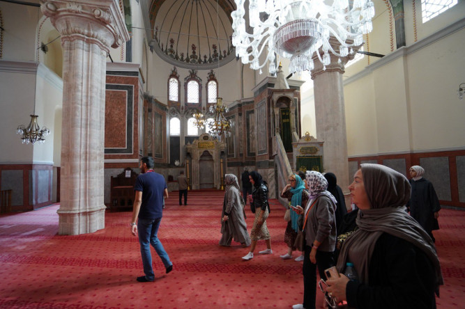 Fatih Belediyesi'nin Kültürel Miras Turları: İstanbul'un Tarihî Semtlerine Yolculuk