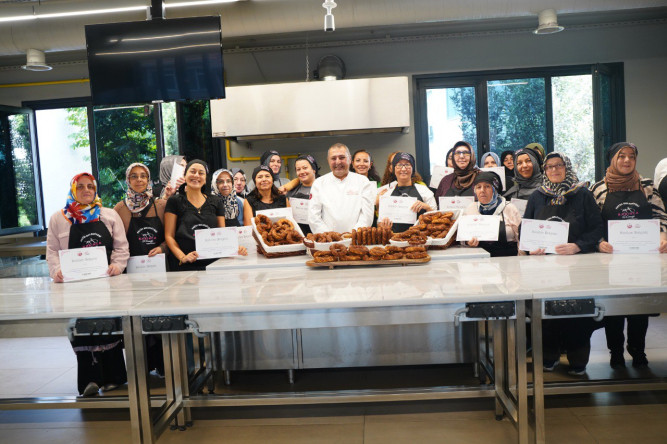 Geleneksel Sokak Simidi Atölyesi: GastroSanat'ta Lezzet ve Sanat Bir Arada