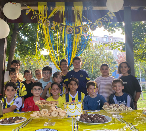 Fındıkzade Çukurbostan Parkı'nda Çocuklarımızın Doğum Günü Kutlamaları Devam Ediyor