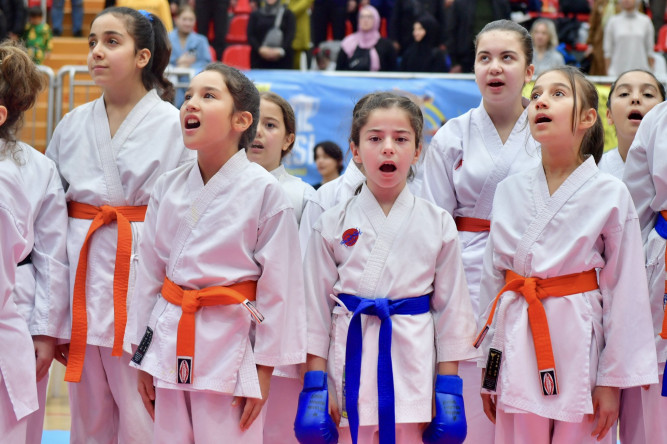 Suriçi Kupası Karate-Do Müsabakaları, Başkan Turan'ın Katılımıyla Başladı