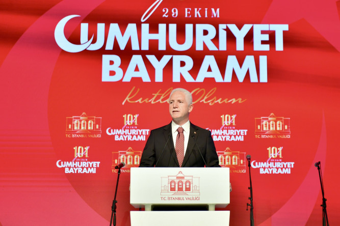 Cumhuriyet Bayramı Programı, Vali Gül'ün Ev Sahipliğinde ve Başkan Turan'ın Katılımıyla Gerçekleşti