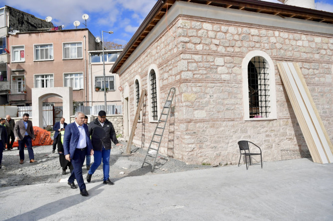 Başkan Turan, Hacı İlyas Mescidi'ndeki Çalışmaları İnceledi