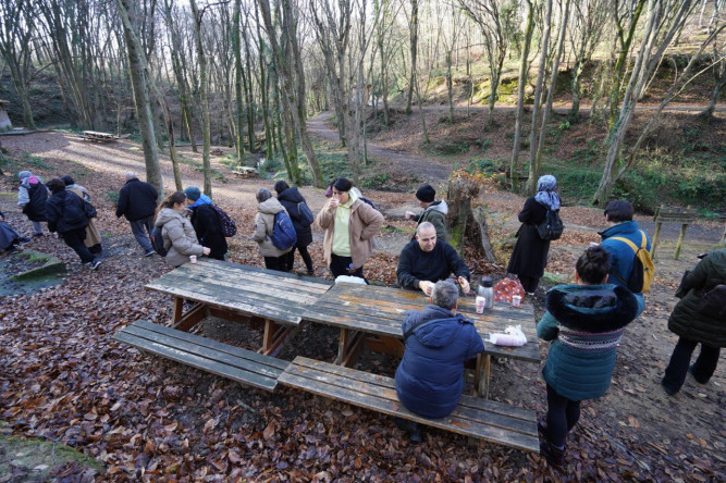 Vatandaşlarımız, FitFatih'in Belgrad Ormanı'ndaki Trekking Etkinliğiyle Doğayla Buluşuyor