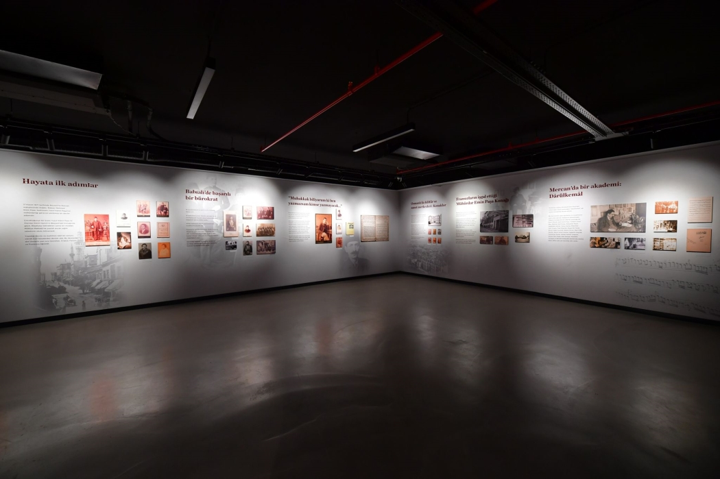 Cam Küp Sanat Galerisi İbnülemin Mahmud Kemal İnal Sergisi İle Kapılarını Açtı haberi