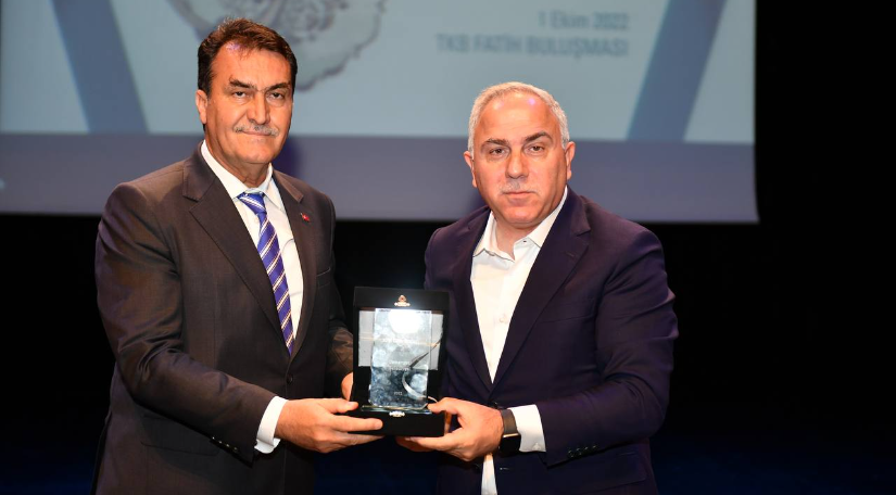 Union of Historical Towns Awarded the Continuity Award to Fatih Municipality
