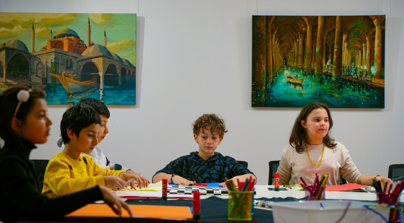 Çocuklar Kadırga Sanat Galerileri ndeki Benim Adım Picasso Kübik Kolaj Atölyesi nde Buluşuyor