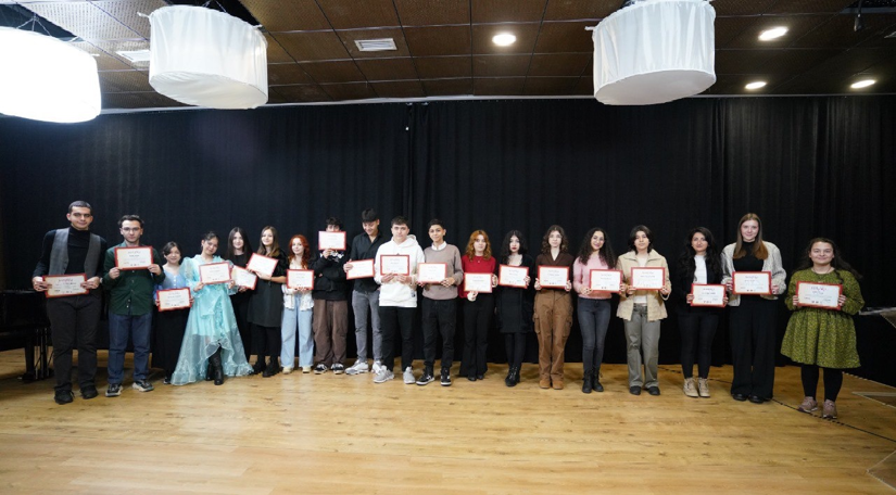 Fatih Belediyesi Müzik Akademisi Mezuniyet Töreni Gerçekleştirildi