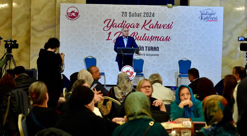 Yadigâr Kahvesi nin 1. Yıl Programı Başkan Turan ın Katılımıyla Neslişah Sultan Kültür Merkezi nde Gerçekleştirildi