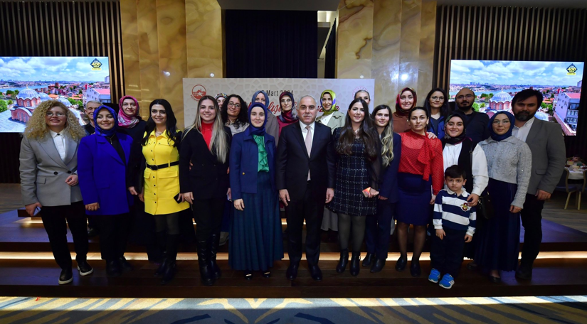Başkan Turan, Fatih te Görev Yapan Doktor ve Sağlık Çalışanlarıyla İftar Sofrasında Buluştu