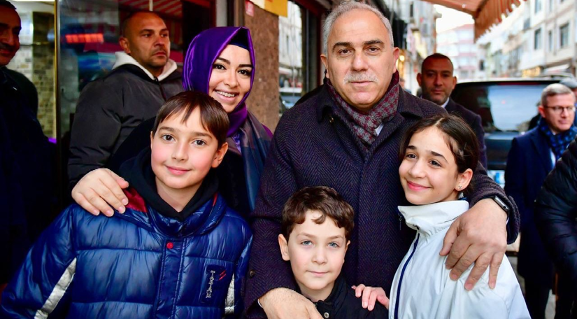 Başkan Turan, Ramazan Sevincini Karagümrük Mahallesi ndeki Vatandaşlarla Paylaştı