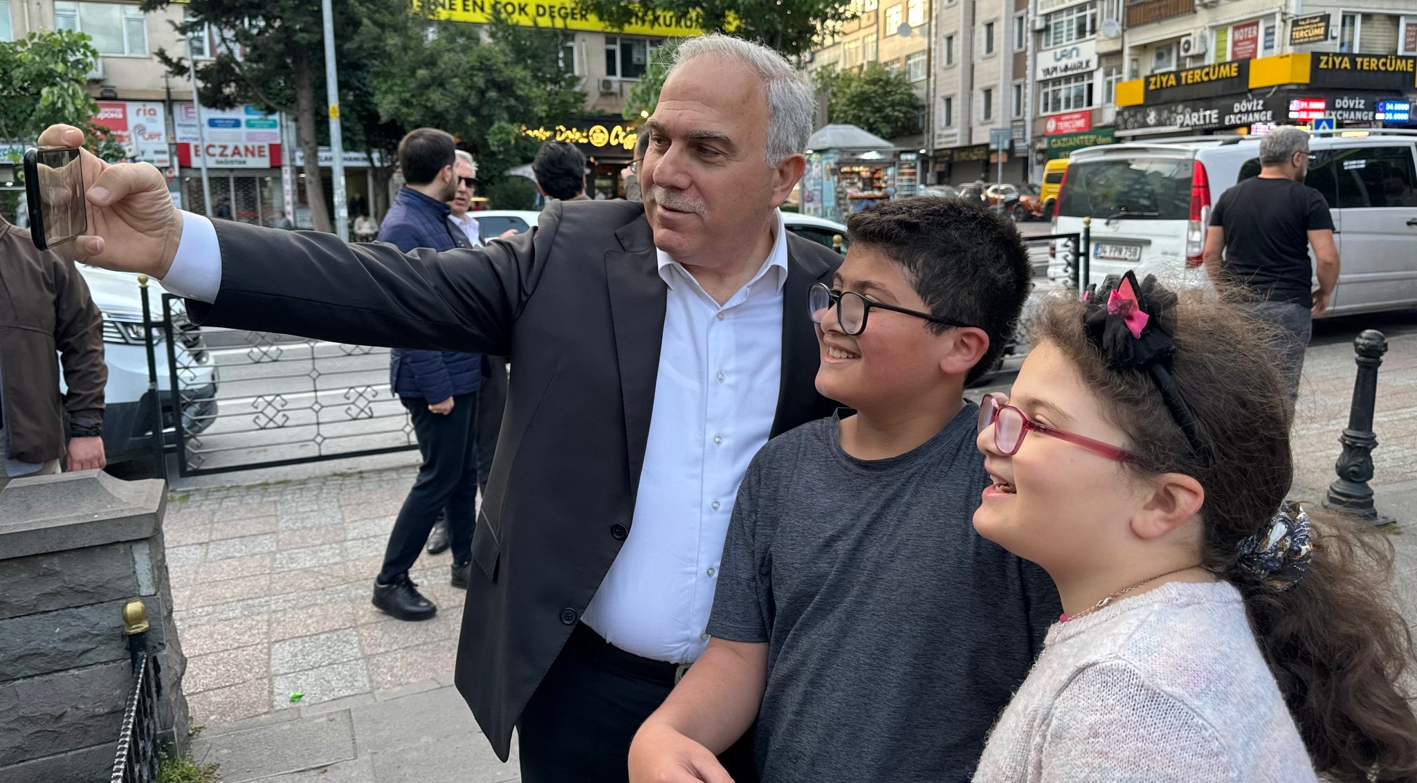 Başkan Turan, Akşemsettin Mahallesi nde Hemşehrileriyle Buluştu