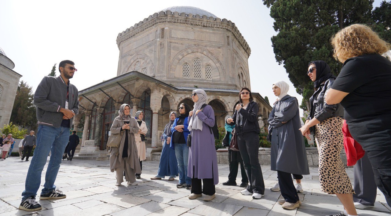 Fatih Belediyesi nin Kültürel Miras Turları: İstanbul un Tarihî Semtlerine Yolculuk